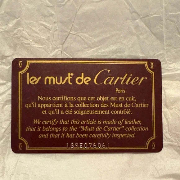 Pre-Loved Cartier Les Must Line burgundy Leather Wallet with KISS Lock Coin - Picture 4 of 16